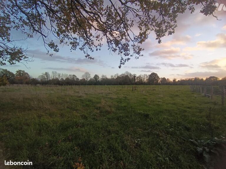 Terrain constructible Saint-Philbert-Des-Champs