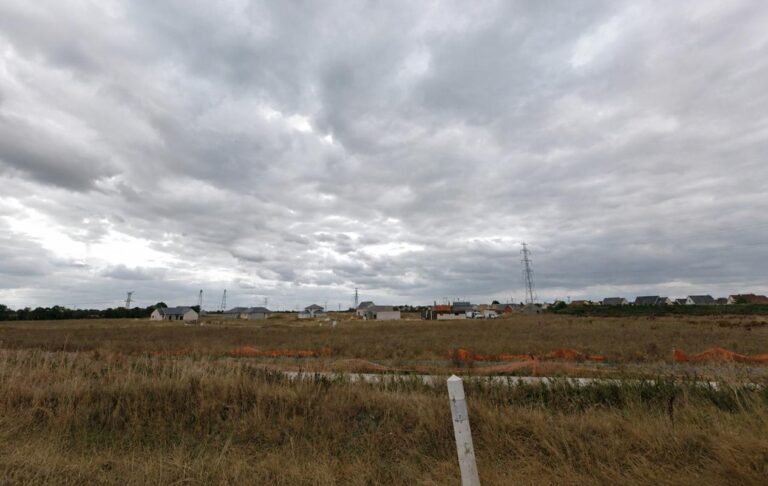 Terrain constructible Frénouville